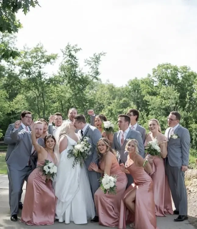 Gallery Image #slidesGrid3