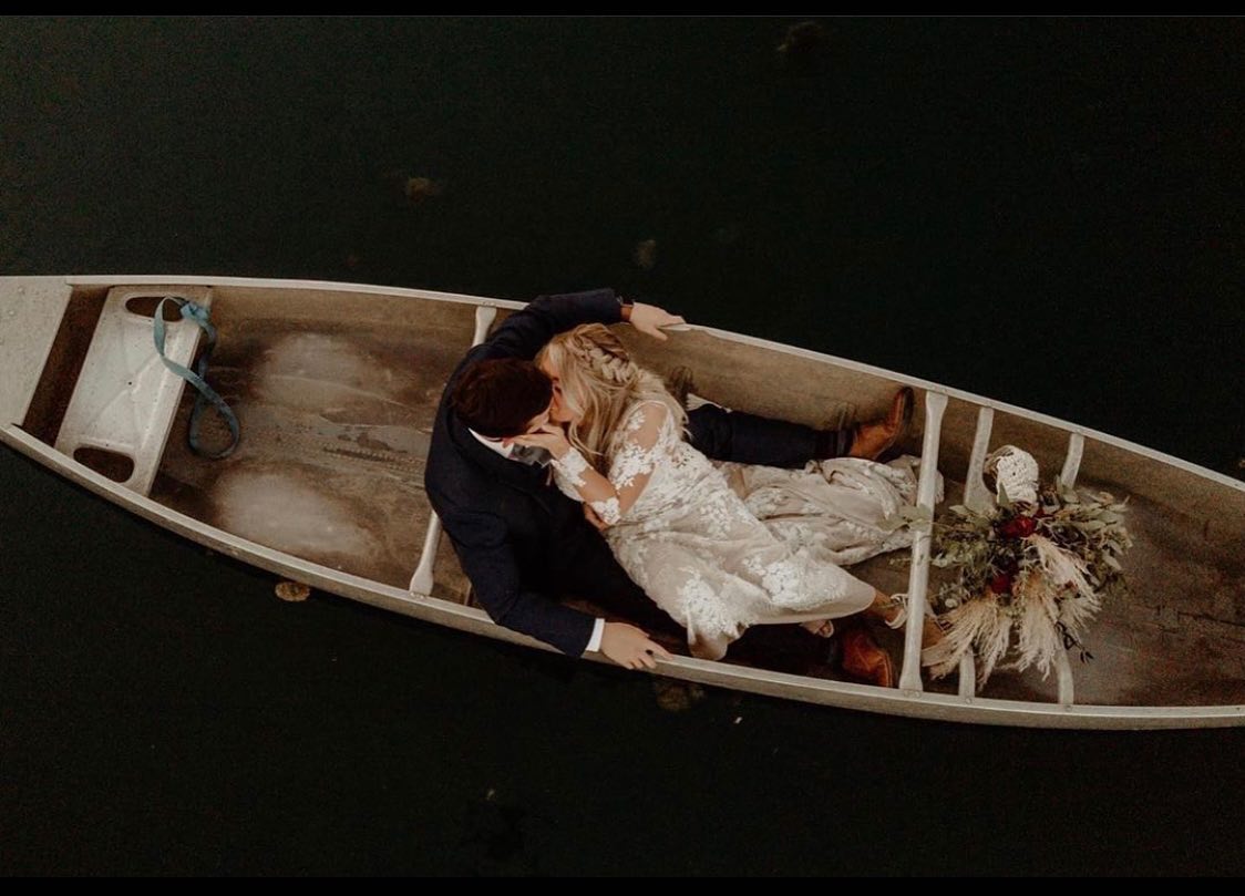 Photo of the real bride and groom on the boat