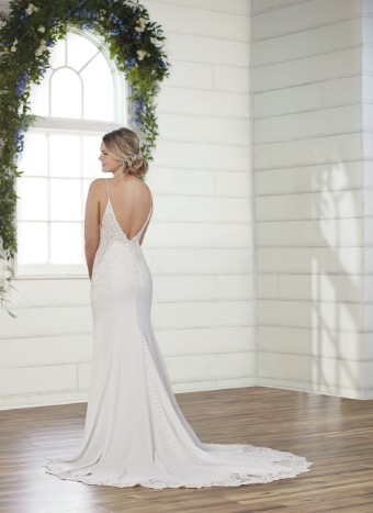 Essense of Australia Style No. D2981 #7 default IV-PL (IV-PL) Ivory Gown with Porcelain Tulle Plunge thumbnail
