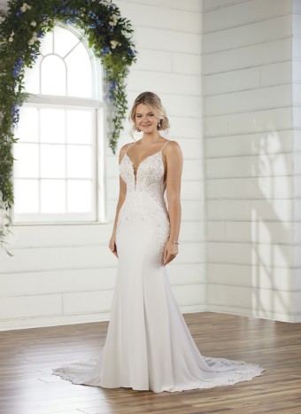 Essense of Australia Style No. D2981 #4 IV-PL (IV-PL) Ivory Gown with Porcelain Tulle Plunge thumbnail