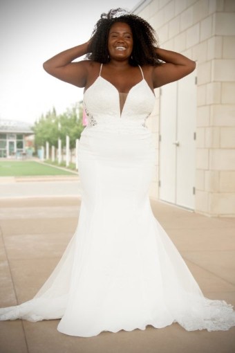 Essense of Australia Style No. D3339 #0 default (IV-PL) Ivory Gown w Porcelain Tulle Illusion thumbnail