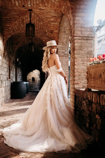 Stella York Style No. 7332CR #0 default (IVMC-PL) IVR Lace & Tulle over Moscato Gown w/ Porcelain Tulle Plunge thumbnail