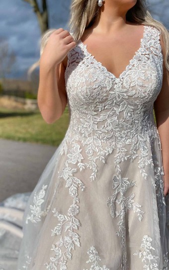 Stella York Style No. 7169SSCR #1 Ivory/Moscato thumbnail