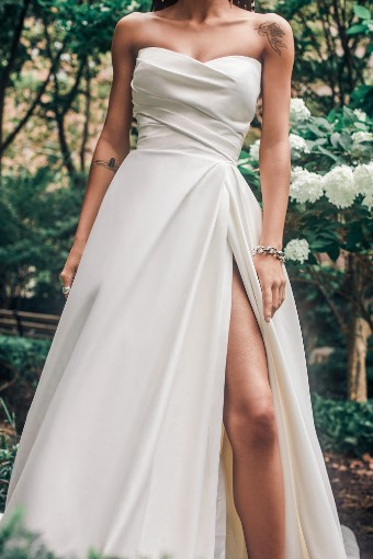Allure Style No. Larissa MJ813 #1 default Ivory thumbnail