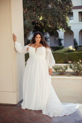 Essense of Australia Style No. D3636ZZ #4 Ivory/Porcelain thumbnail