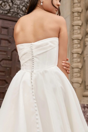 Essense of Australia Style No. D3941ZZ11 #2 Ivory Luxe Organza Over Ivory Gown thumbnail