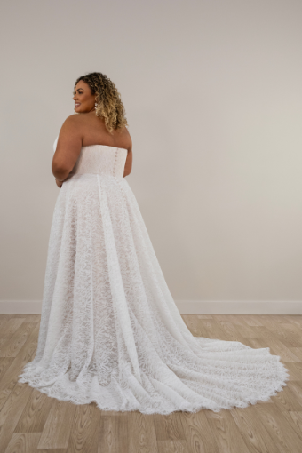 Stella York Style No. 7971ZZ #6 default (IV-IV) Ivory Lace Tulle and Regal Organza over Ivory Gown (IV-BC) Ivory Lace Tulle and Regal Organza over Biscotti Gown thumbnail