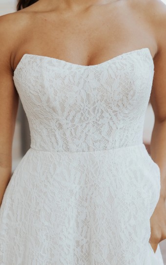 Stella York Style No. 7971ZZ #10 (IV-BC) Ivory Lace Tulle and Regal Organza over Biscotti Gown thumbnail