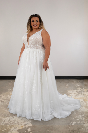 Essense of Australia Style No. D4007 #7 (IVIV-PL) IVR LACE TULLE & REGAL ORGANZA OV IVR GWN W PLN TULLE PLUNGE thumbnail
