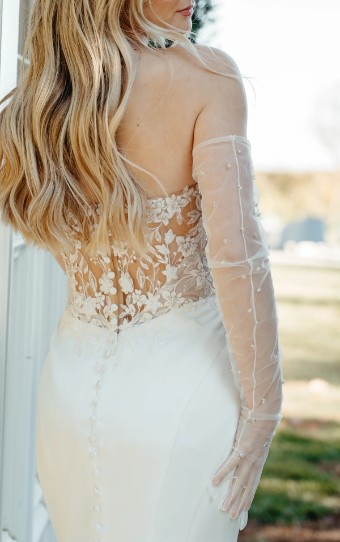 Stella York Style No. 7935IV #3 (IV-PL) Ivory Gown w Porcelain Tulle Illusion thumbnail