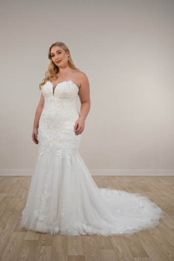 Stella York Style No. 7924IV #1 (IVIV-PL) Ivory Lace & Tulle over Ivory Gown w Porcelain Tulle Plunge (IVBC-PL) IVORY LACE & TULLE OVER BISCOTTI GWN W PORCELAIN TULLE PLUNGE thumbnail