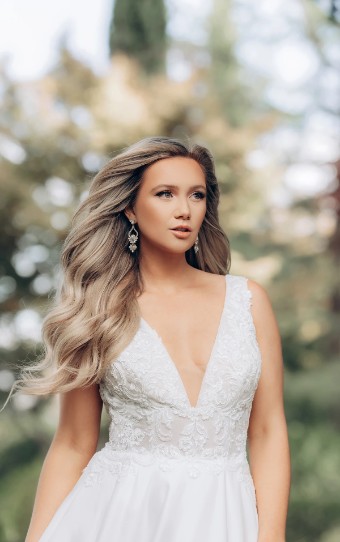 Stella York Style No. 7895IV #1 (IV-PL) Ivory Gown w Porcelain Tulle Plunge thumbnail