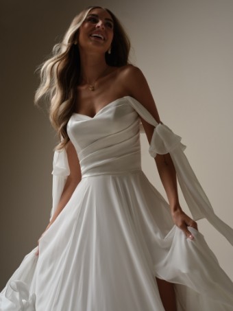 Rebecca Ingram Style No. MELODY (25RS321A01 - Slit) #0 default All Diamond White thumbnail