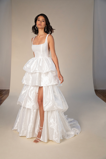All Who Wander Style No. LONDON-ZZ #0 default (PI-PL) Pure Ivory Gown w Porcelain Tulle Plunge thumbnail