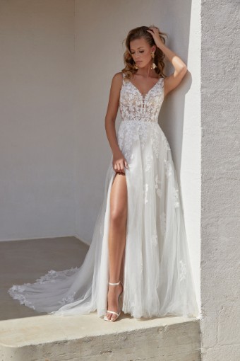 Adore by Justin Alexander Style No. Ordell 11359 #1 Ivory/Latte thumbnail