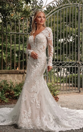 Essense of Australia Style No. D4213IV #0 default (IVRM-PL) Ivory Lace & Tulle over Rum Gown w Porcelain Tulle Plunge thumbnail
