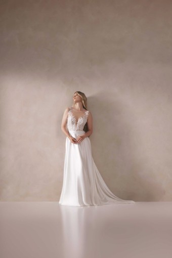 Adore by Justin Alexander Style No. EILA |11393 #0 default Ivory/Latte thumbnail