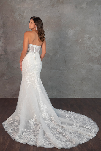 Essense of Australia Style No. D4341IQ #3 (IVIV-PL) Ivory Lace and Tulle over Ivory Gown w Porcelain Tulle Plunge thumbnail