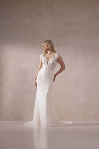 Adore by Justin Alexander Style No. Nahara 11397 #0 default Ivory/Latte thumbnail