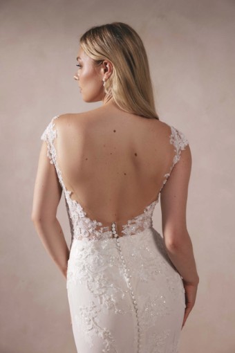 Adore by Justin Alexander Style No. Nahara 11397 #2 Ivory/Latte thumbnail