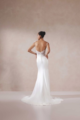 Adore by Justin Alexander Style No. Akemi 11385X #3 Ivory thumbnail