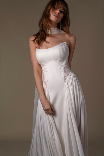 All Who Wander Style No. ROMIN-CR #5 default (IVR) Ivory thumbnail