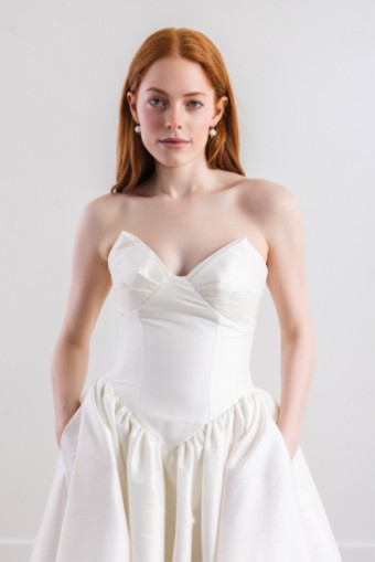 By Watters Style No. Rickey 32305 #6 default Ivory thumbnail