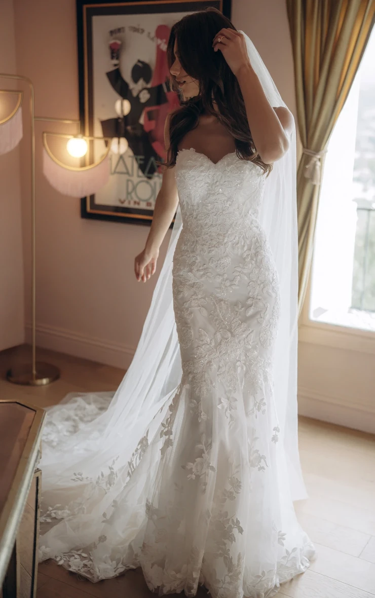 Plus Size Bridal Dresses