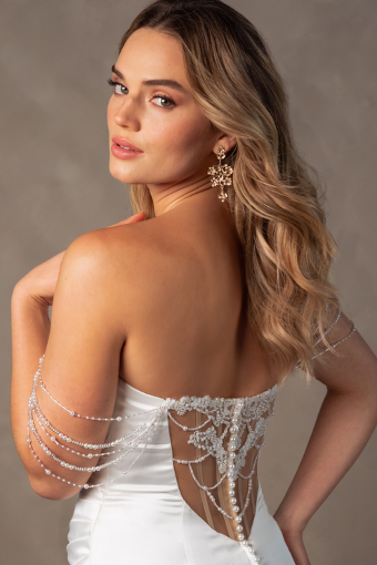 Essense of Australia Style No. D4607 #2 default (IV-PL) Ivory Gown w Porcelain Tulle Illusion thumbnail