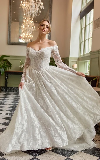 Essense of Australia Style No. D4466 #0 default (IV-RM) IVORY LACE AND TULLE OVER RUM GOWN thumbnail