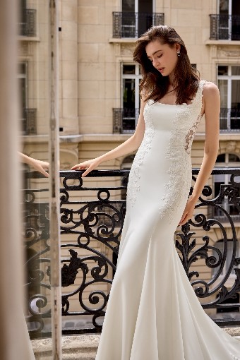 Adore by Justin Alexander Style No. Simone 11437 #0 default Ivory/Latte thumbnail