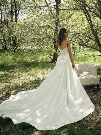Rebecca Ingram Style No. JOANIE (F6RK126A01) #4 All Ivory (gown with Ivory Illusion) thumbnail