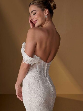 House of Wu Style No. 15975 #2 Almond/Ivory/Nude thumbnail