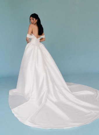 House of Wu Style No. 15984 #1 Ivory thumbnail
