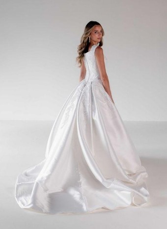House of Wu Style No. 28278 #1 Ivory thumbnail